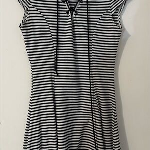 Acemi Monochrome Striped T-Shirt Dress